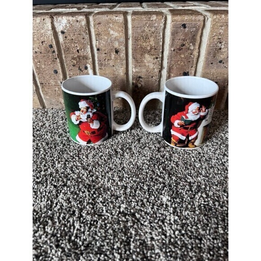 Coca Cola‎ 90 years for Santa mug set